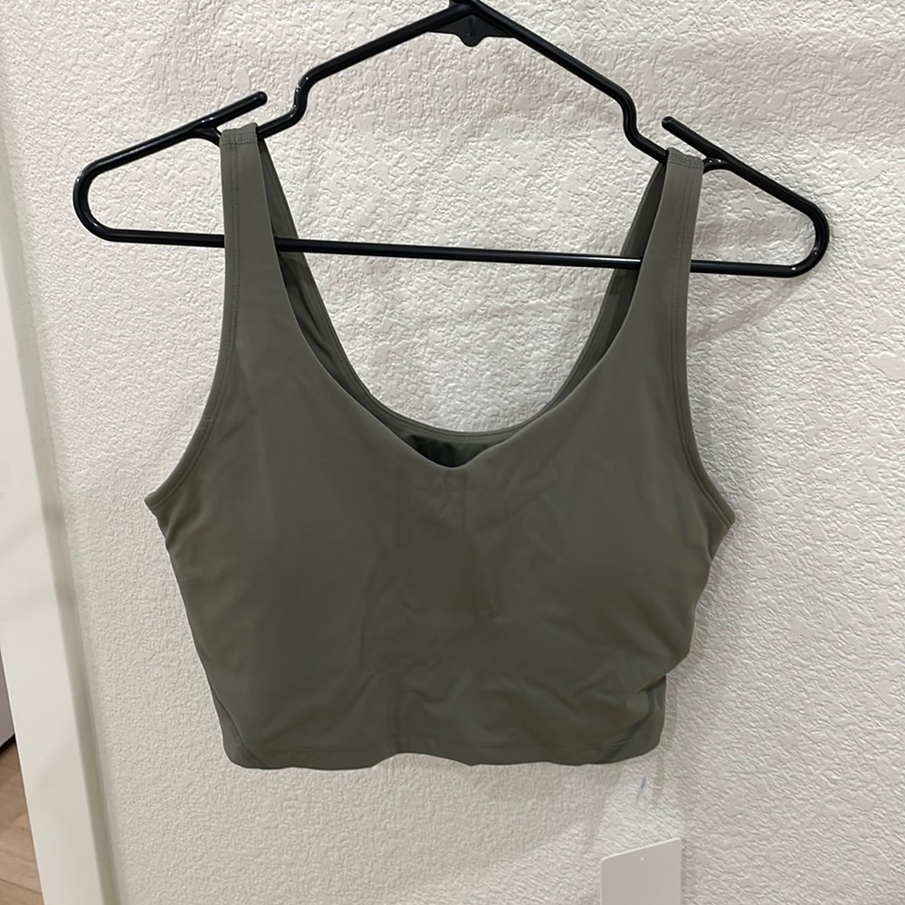 “Lululemon” align tank top/sports bra